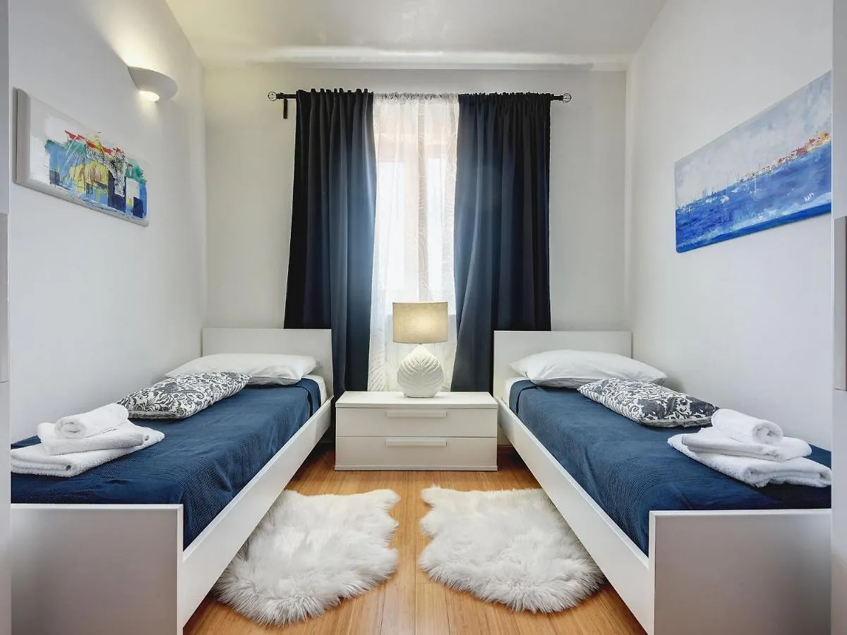 Stunning Villa In Rovinjsko Selo With Private Pool
