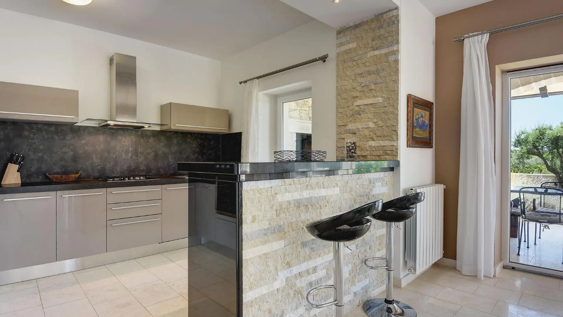 Stunning Villa In Rovinjsko Selo With Private Pool 0*,