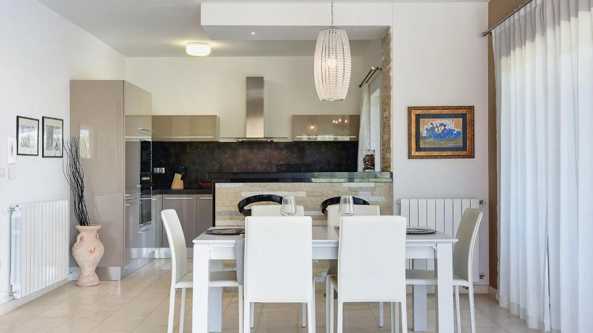 Stunning Villa In Rovinjsko Selo With Private Pool קרואטיה